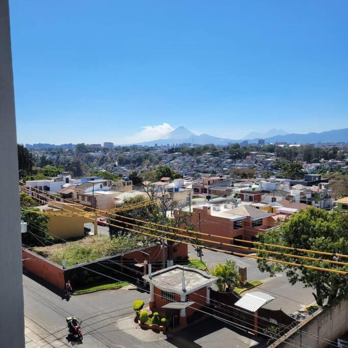 Elegante Cerca De Embajada De Eeuu Y Cayala * Guatemala